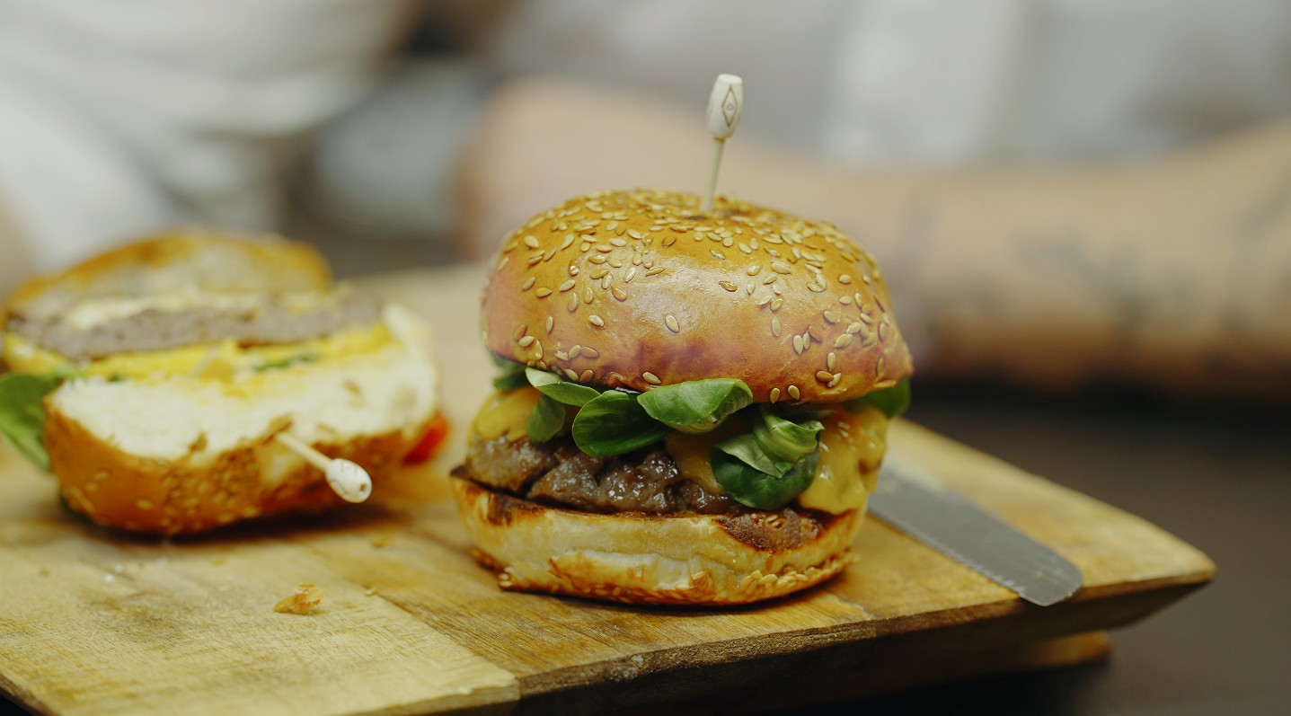 Rychlý Cheeseburger s Davidem Valíčkem