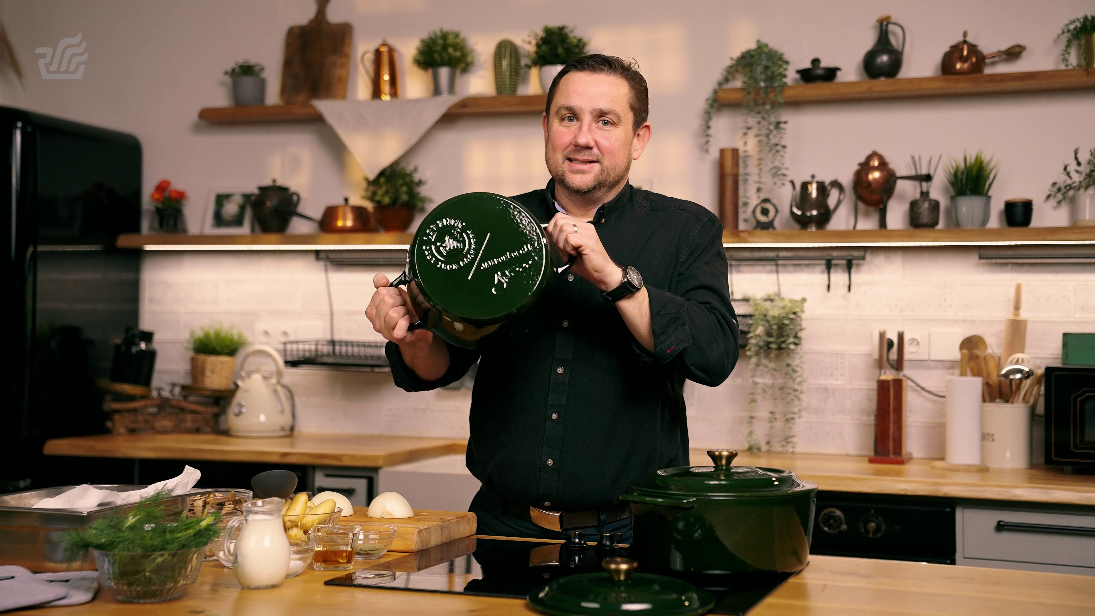 Kulajda ve stylu Jana Punčocháře – proč chutná nejlíp z litinového hrnce HUUUST