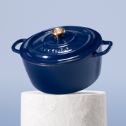 Vysoce kvalitní hrnec z litiny se smaltovaným povrchem, velikost 28 cm. Vhodný pro každodenní vaření, perfektní rozvod tepla. Barva: modrá.