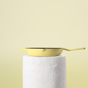 Чугунен тиган с емайлирано покритие