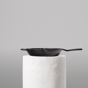 Чугунен тиган с емайлирано покритие