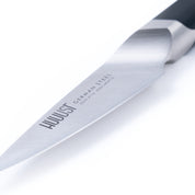 Nůž na zeleninu z německé oceli, ideální pro přesné a rychlé krájení ovoce i zeleniny.