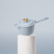 Емайлирана чугунена тенджера