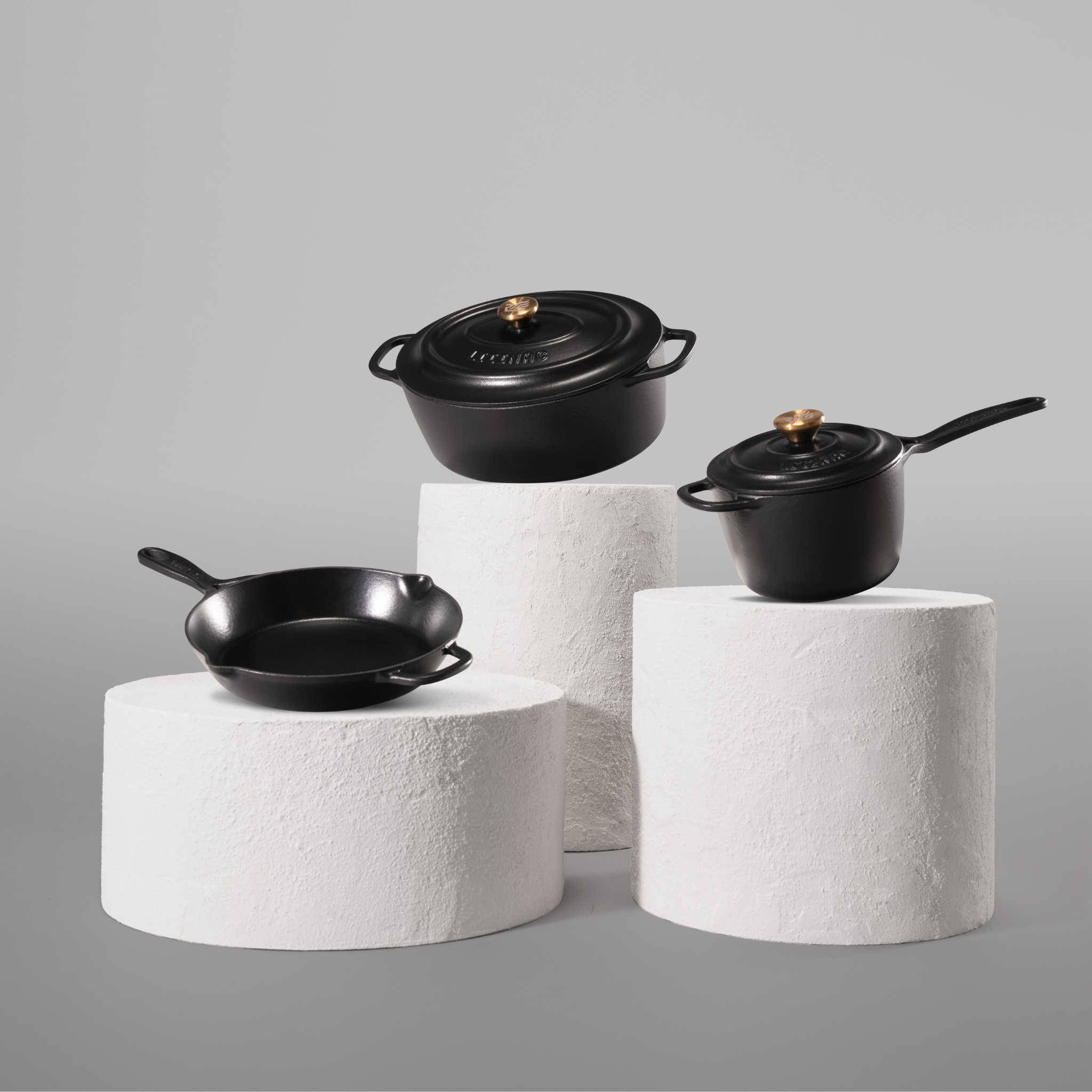 Чугунена тенджера за всеки ден – комплект от 3 части