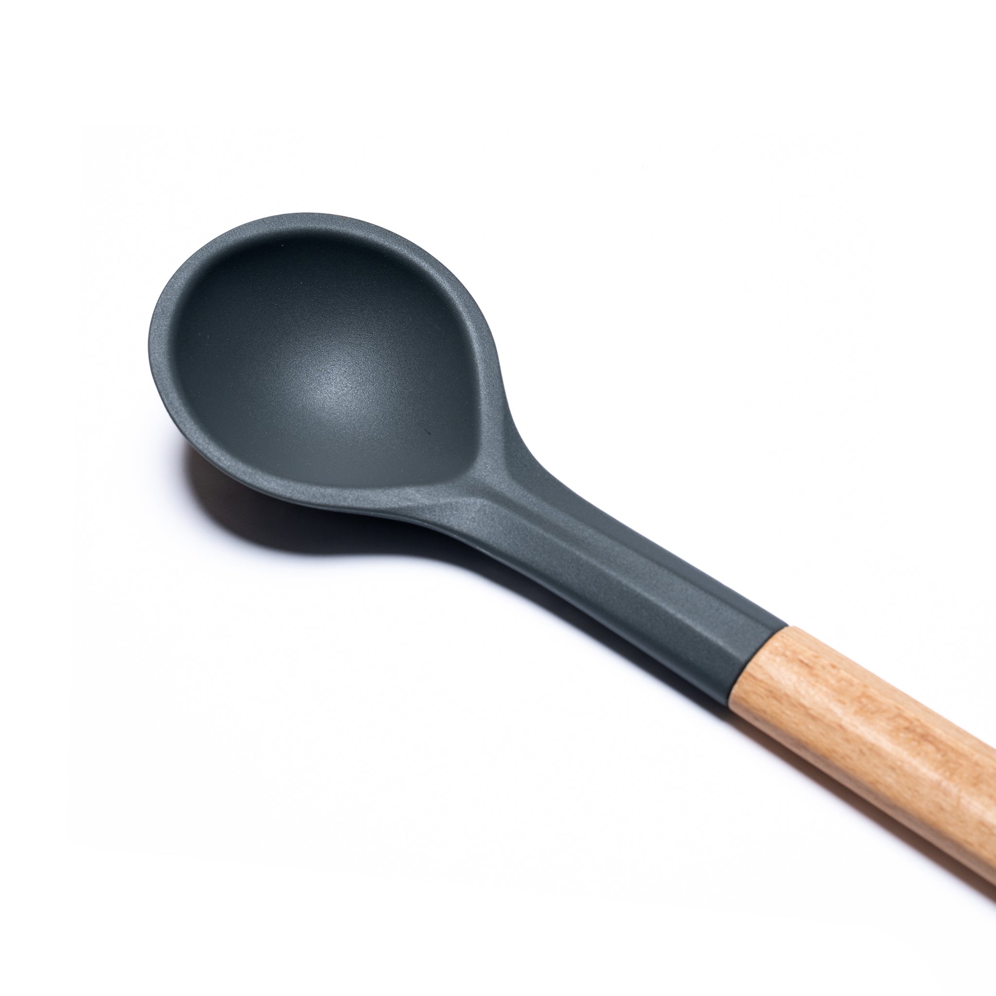 Kuchyňská lžíce HUUUST – vhodná i pro nepřilnavé povrchy