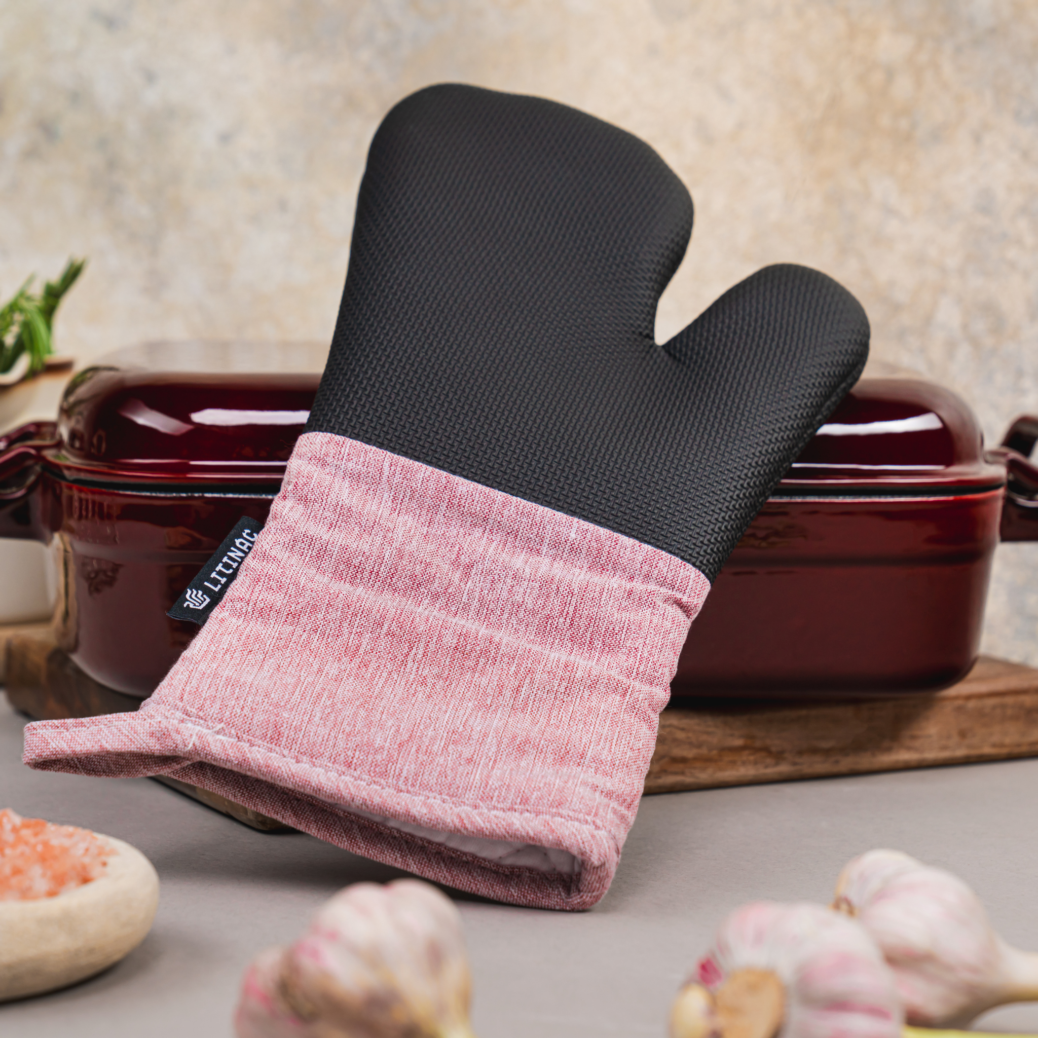 Кухненска ръкавица Чугунена тенджера